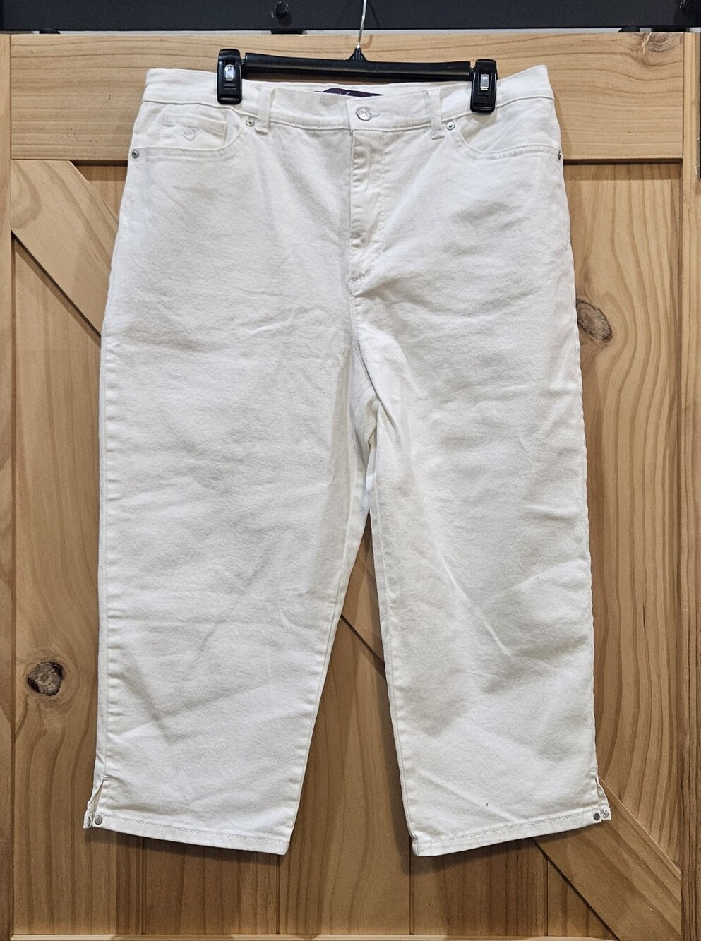 Gloria Vanderbilt | White "Amanda" Fit Crop Capri Pants | Size 14